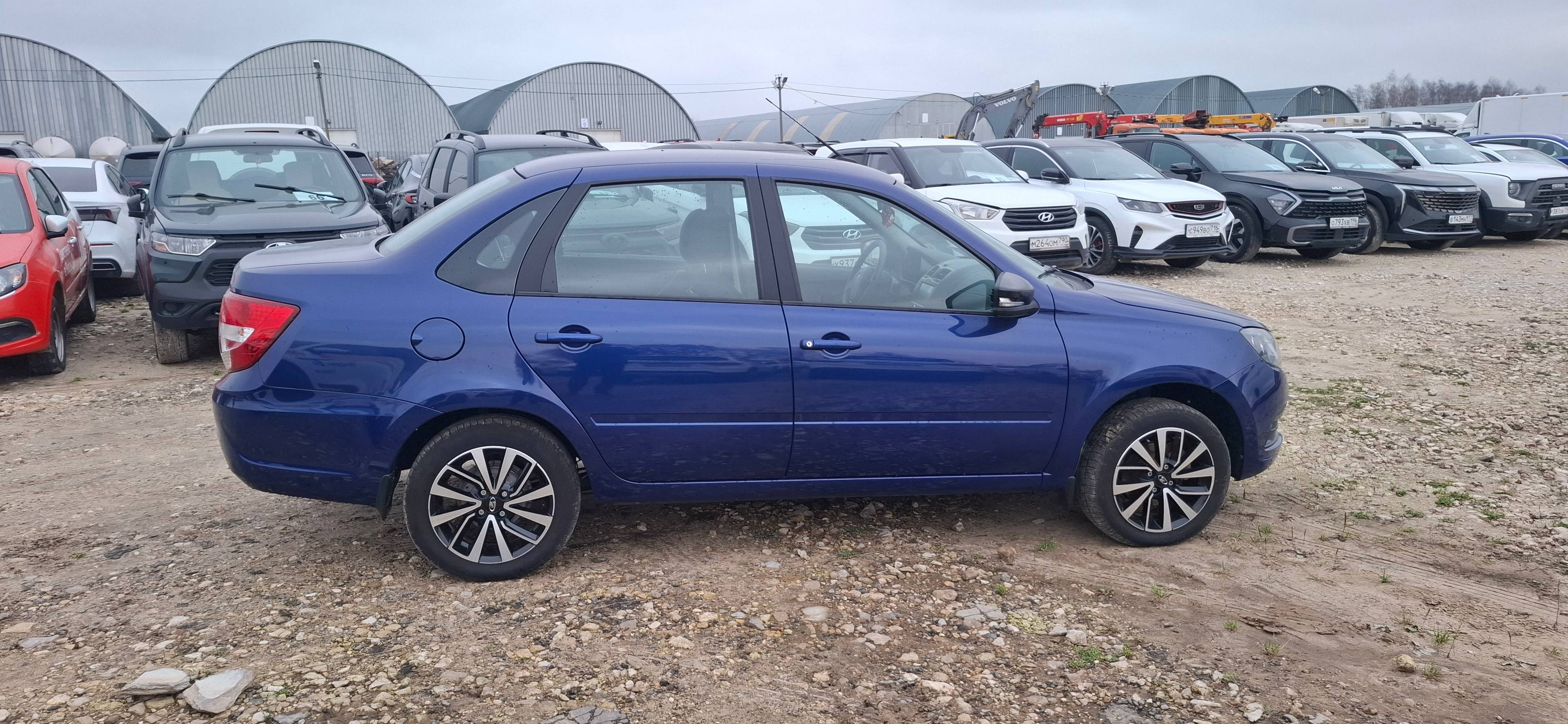 Lada Granta седан,  11 184 км, 2024 года в лизинг