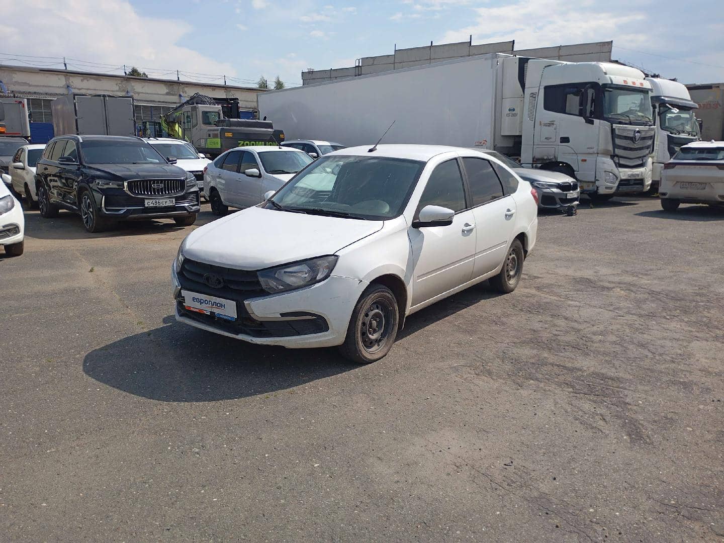 Lada Granta лифтбек,  144 855 км, 2024 года в лизинг