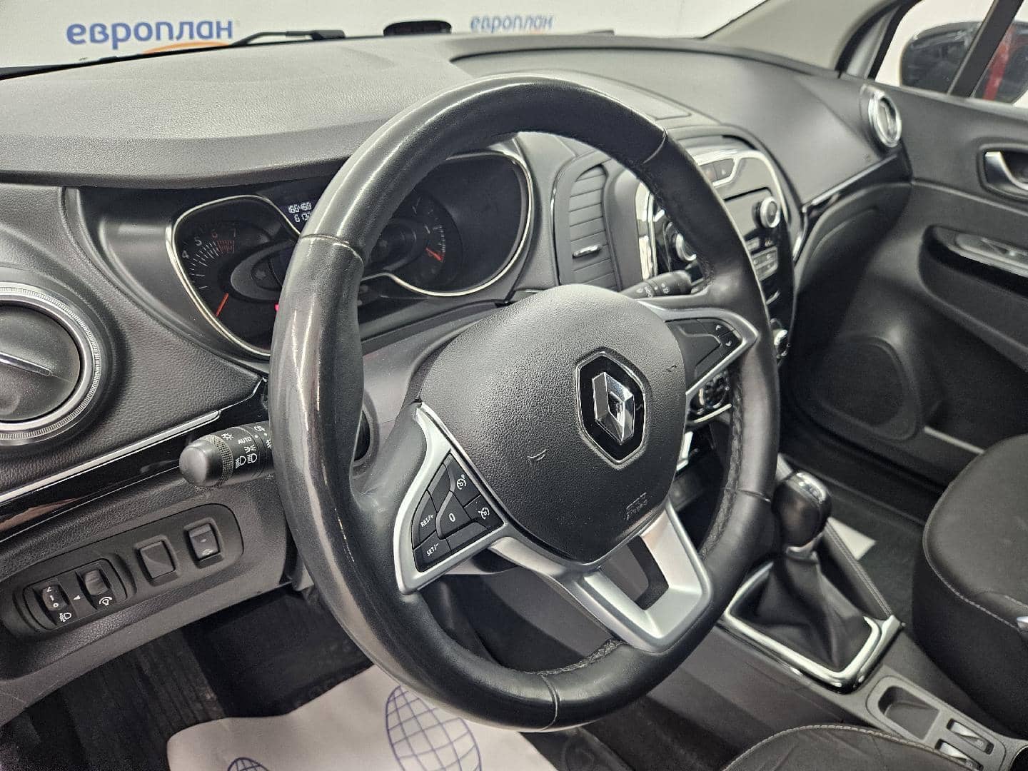 Renault Kaptur,  166 468 км, 2022 года в лизинг
