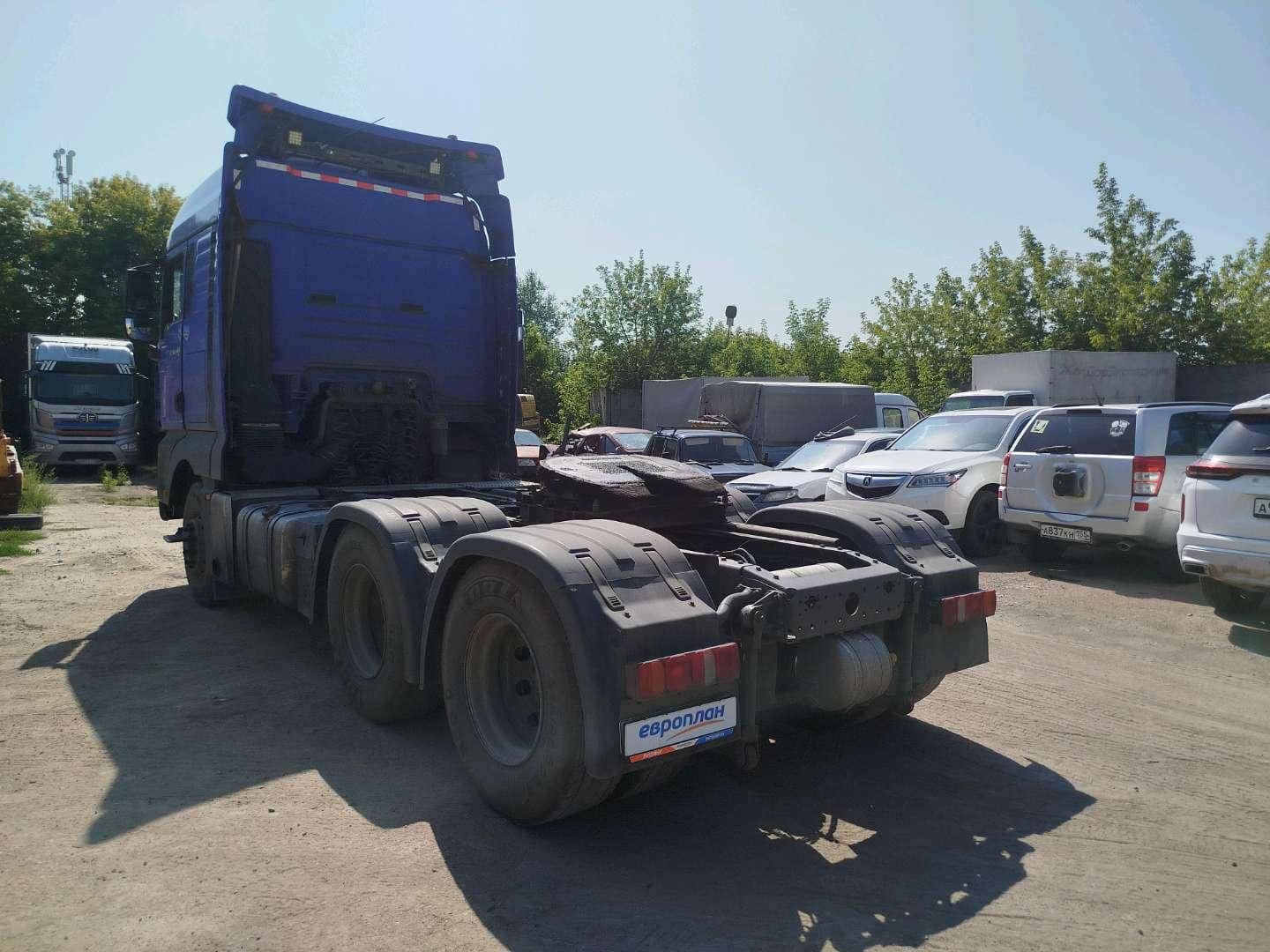 Sitrak С7Н 6×4 ZZ4256V364HE,  591 326 км, 2023 года в лизинг