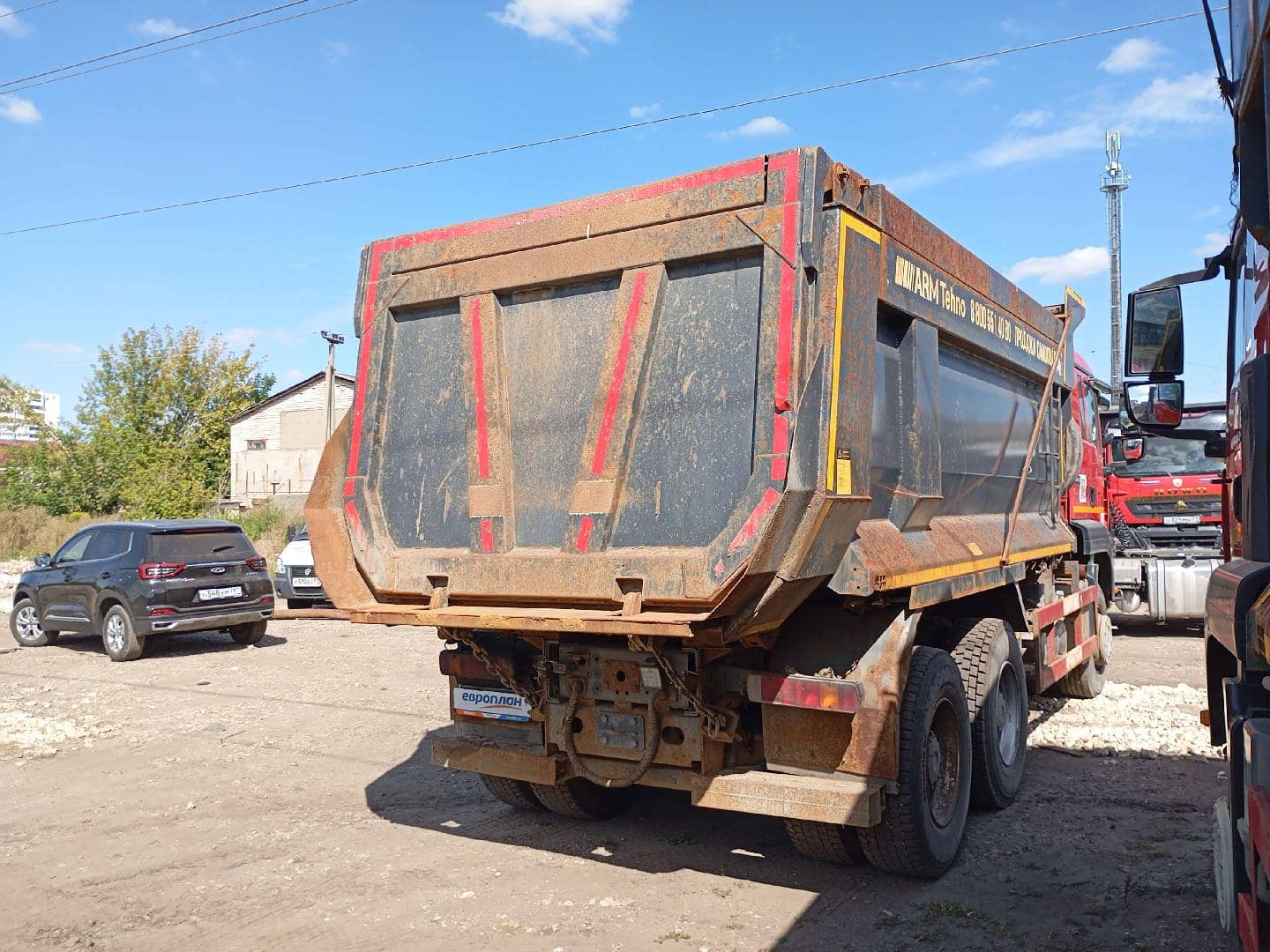 HOWO ZZ3256V384GE 6x4,  140 615 км, 2023 года в лизинг