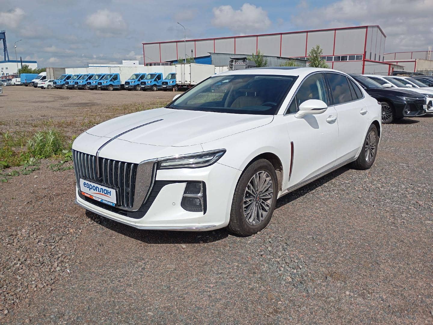 Hongqi H5,  187 074 км, 2023 года в лизинг