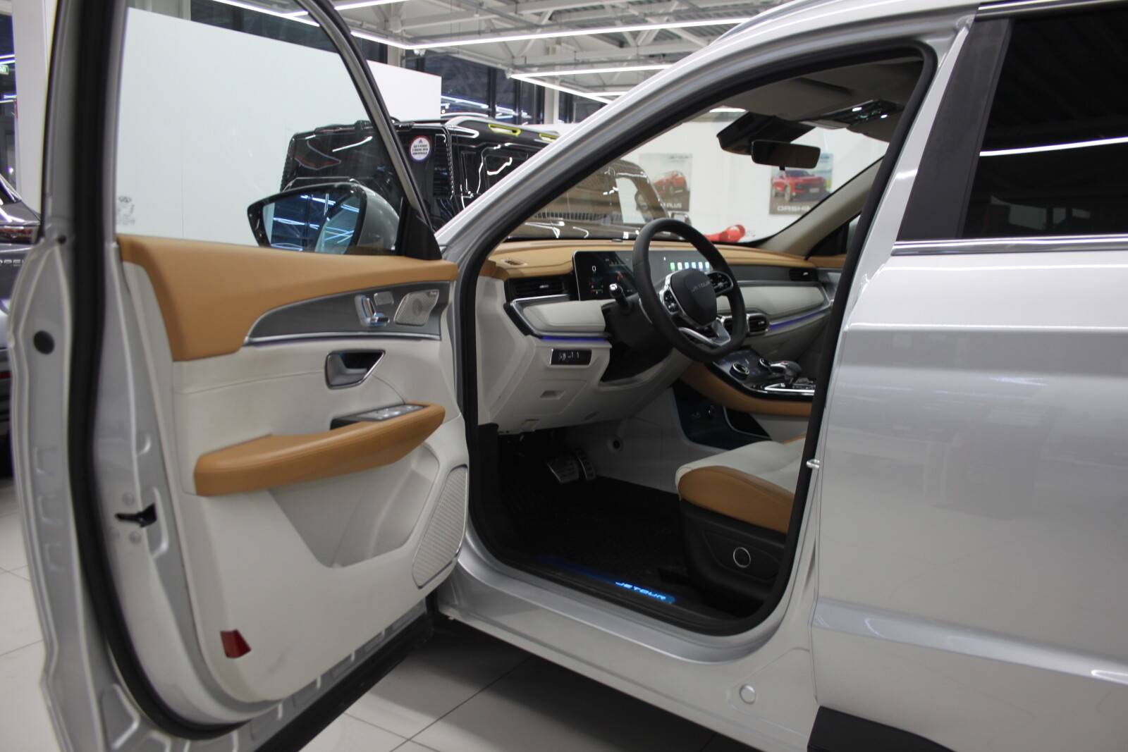 Jetour X70 Plus 1.6TGDI-7DCT Luxury