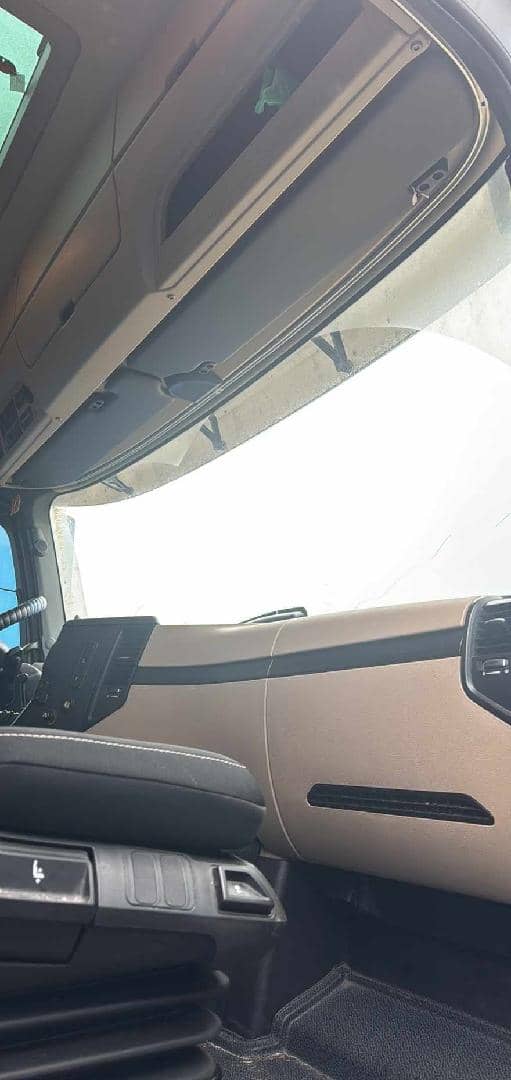 Mercedes-Benz Actros 1853,  294 911 км, 2023 года в лизинг