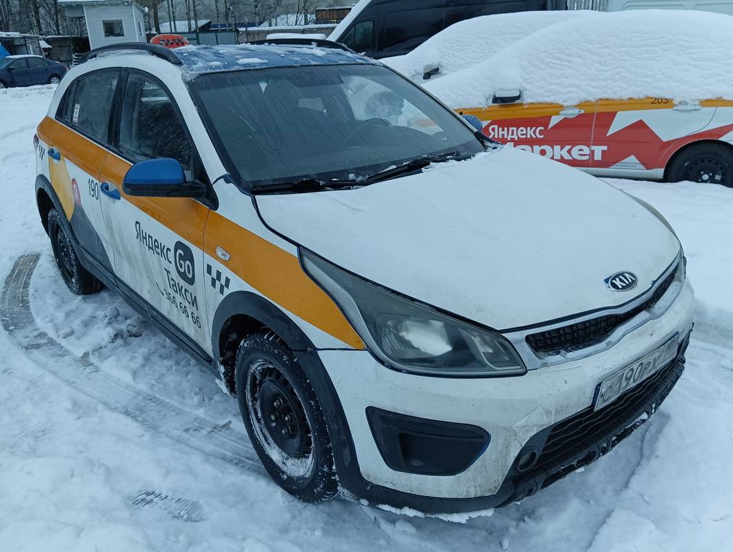 KIA Rio X-Line,  275 910 км, 2019 года в лизинг