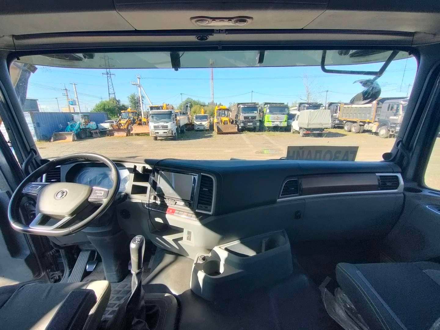Shacman SX32586V384,  92 076 км, 2024 года в лизинг