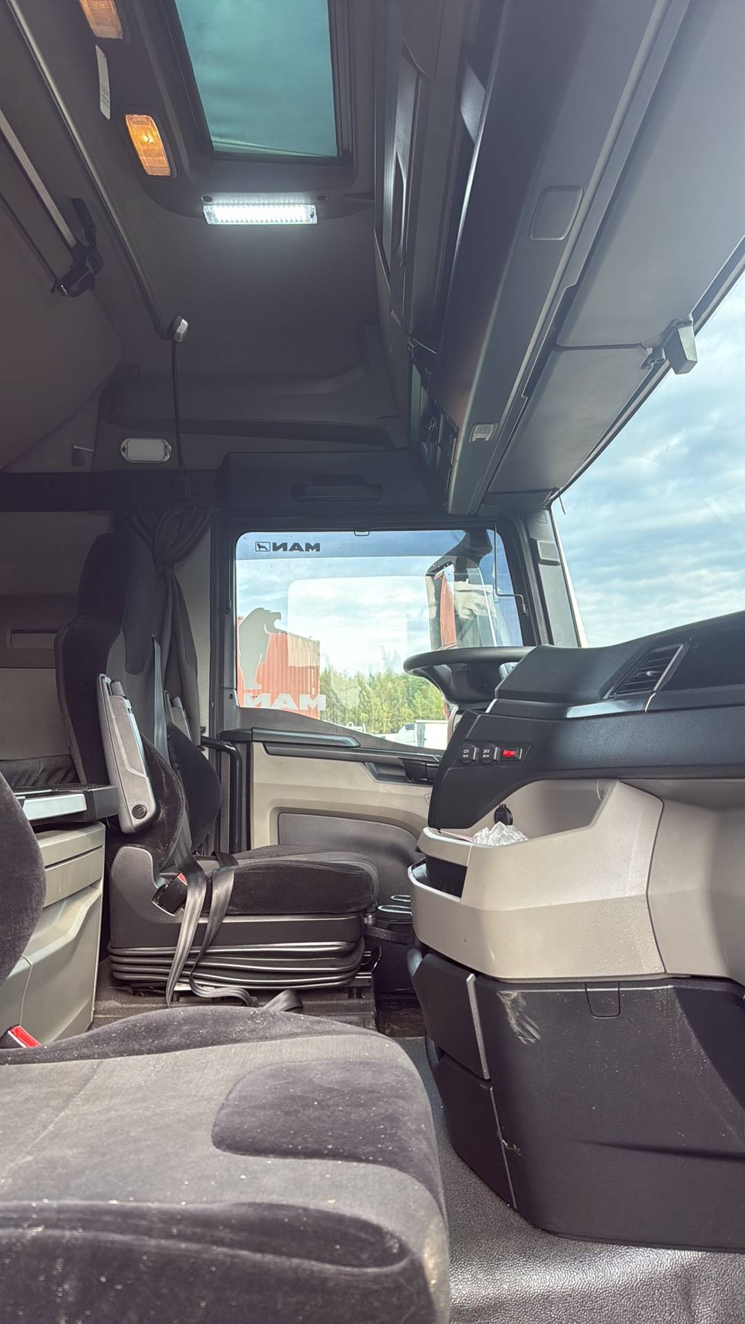 MAN TGX 18.470 4X2 BL SA (GM),  412 707 км, 2022 года в лизинг