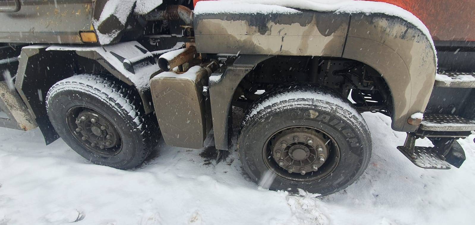 HOWO ZZ3317V386GE1 8х4,  173 391 км, 2022 года в лизинг