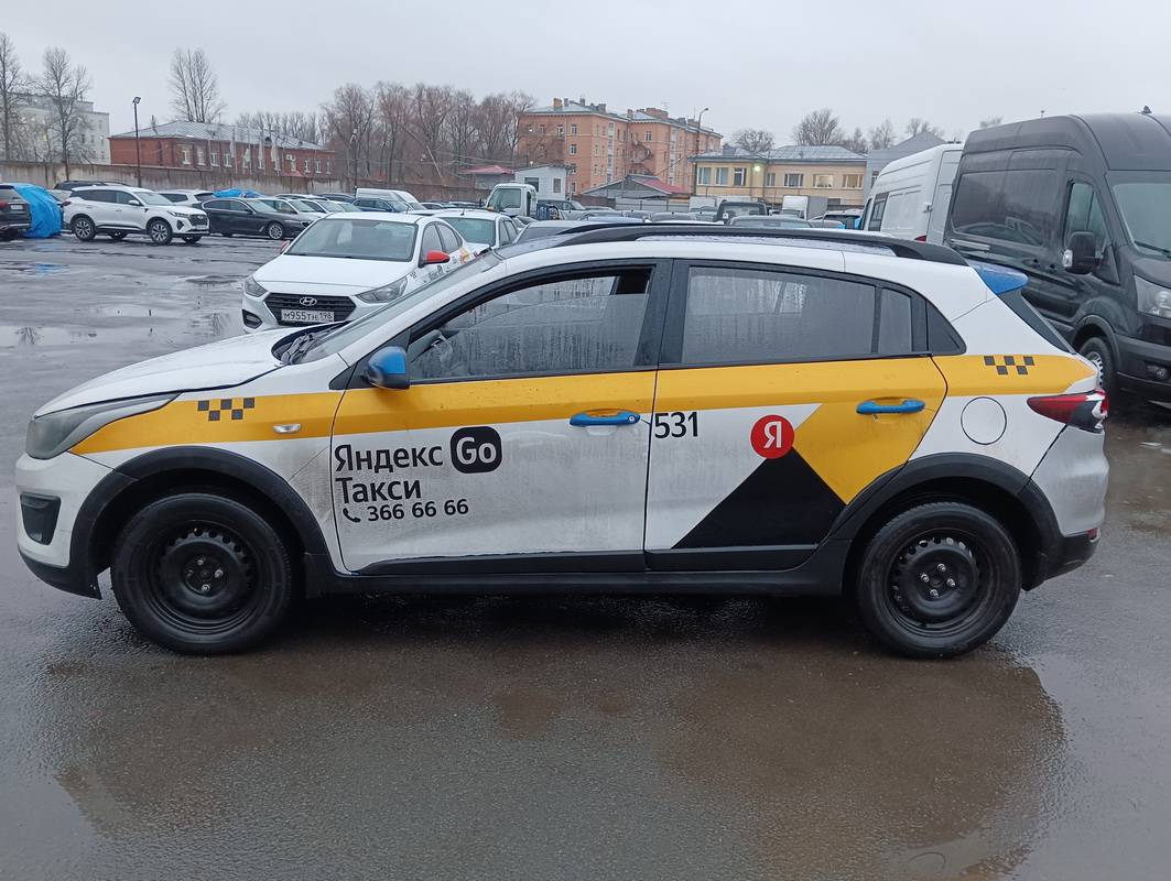 KIA Rio X-Line,  254 524 км, 2019 года в лизинг