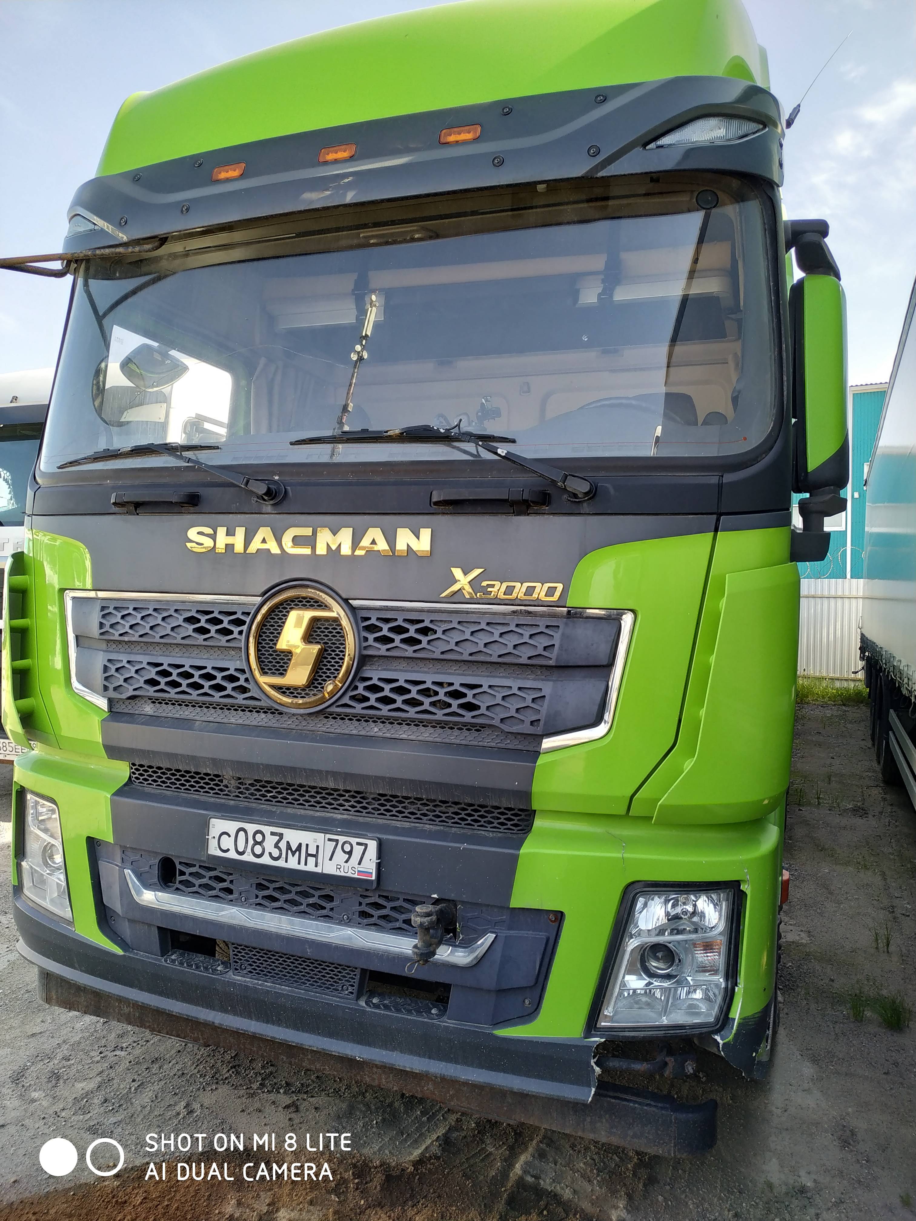 Shacman SX42584W324C