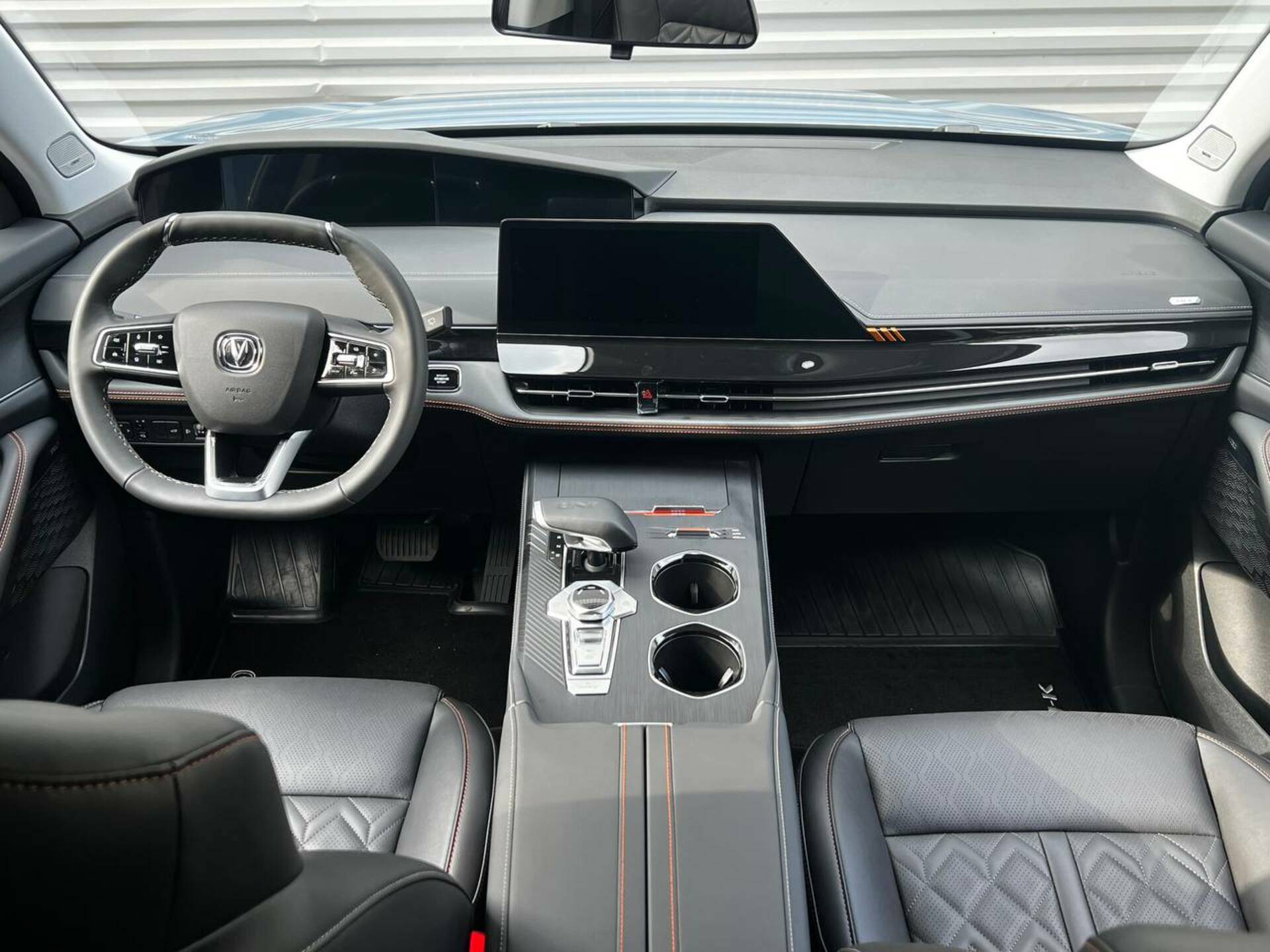 Changan Uni-K Tech 2.0 8AT AWD