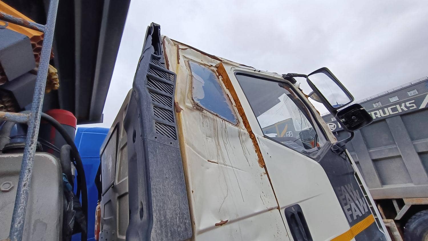 FAW CA3250P66K24L1TE5 6x6,  100 509 км, 2022 года в лизинг