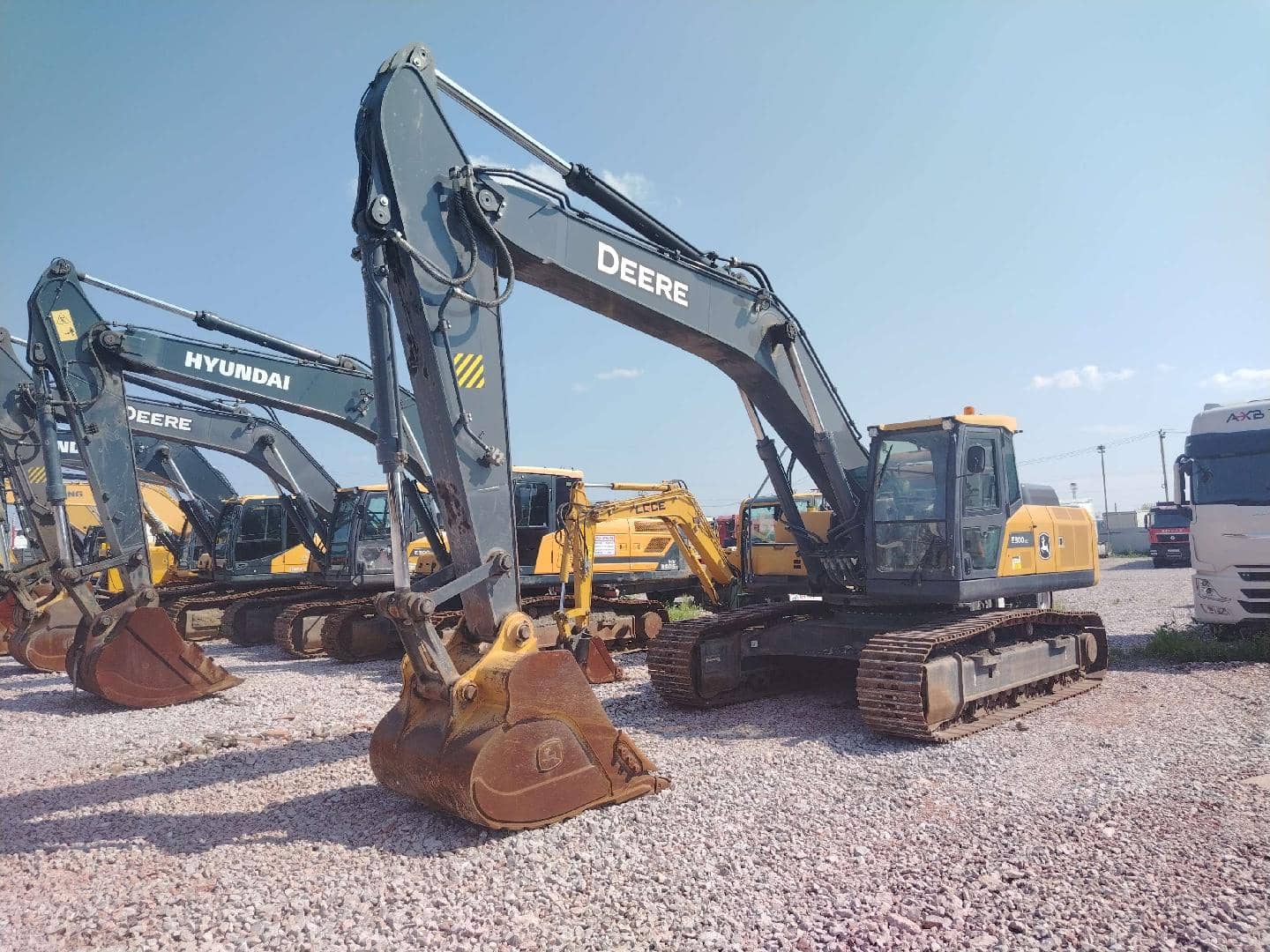 John Deere E330LC, 2021 года в лизинг
