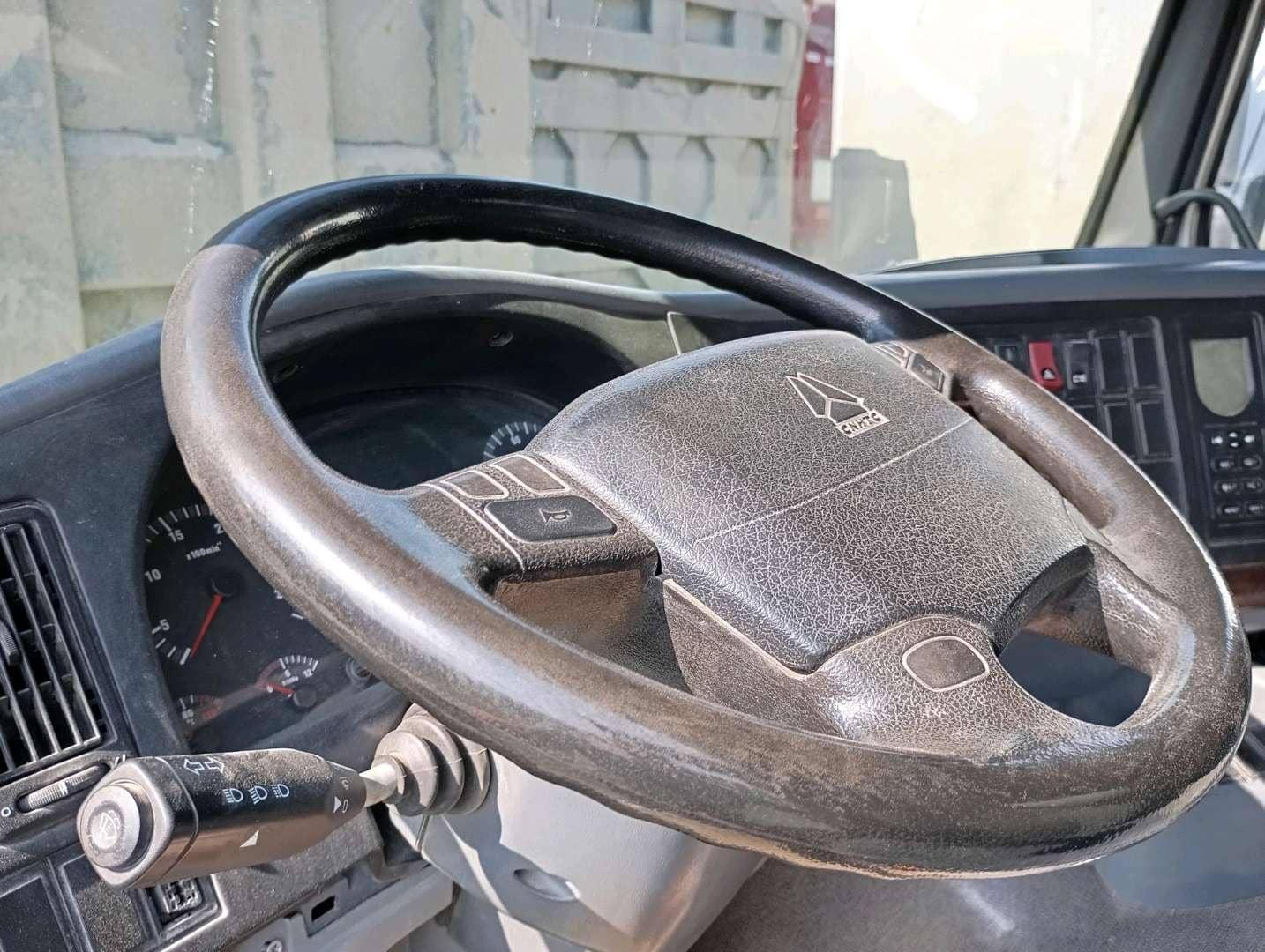 HOWO ZZ5327GJBN3847E 6х4,  133 856 км, 2020 года в лизинг