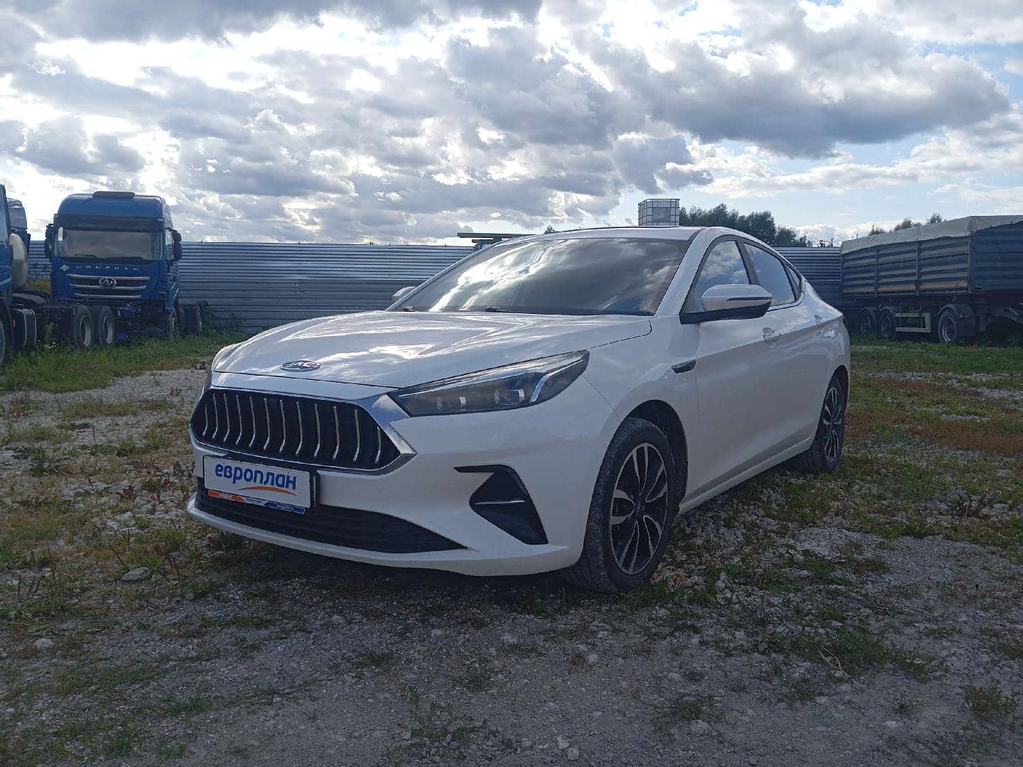 JAC J7