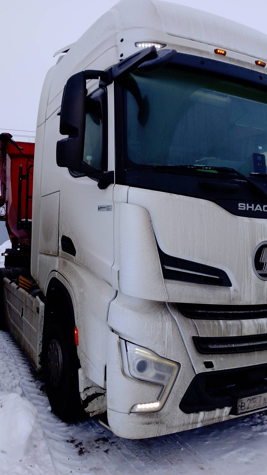 Shacman SX4188YY381,  584 054 км, 2024 года в лизинг