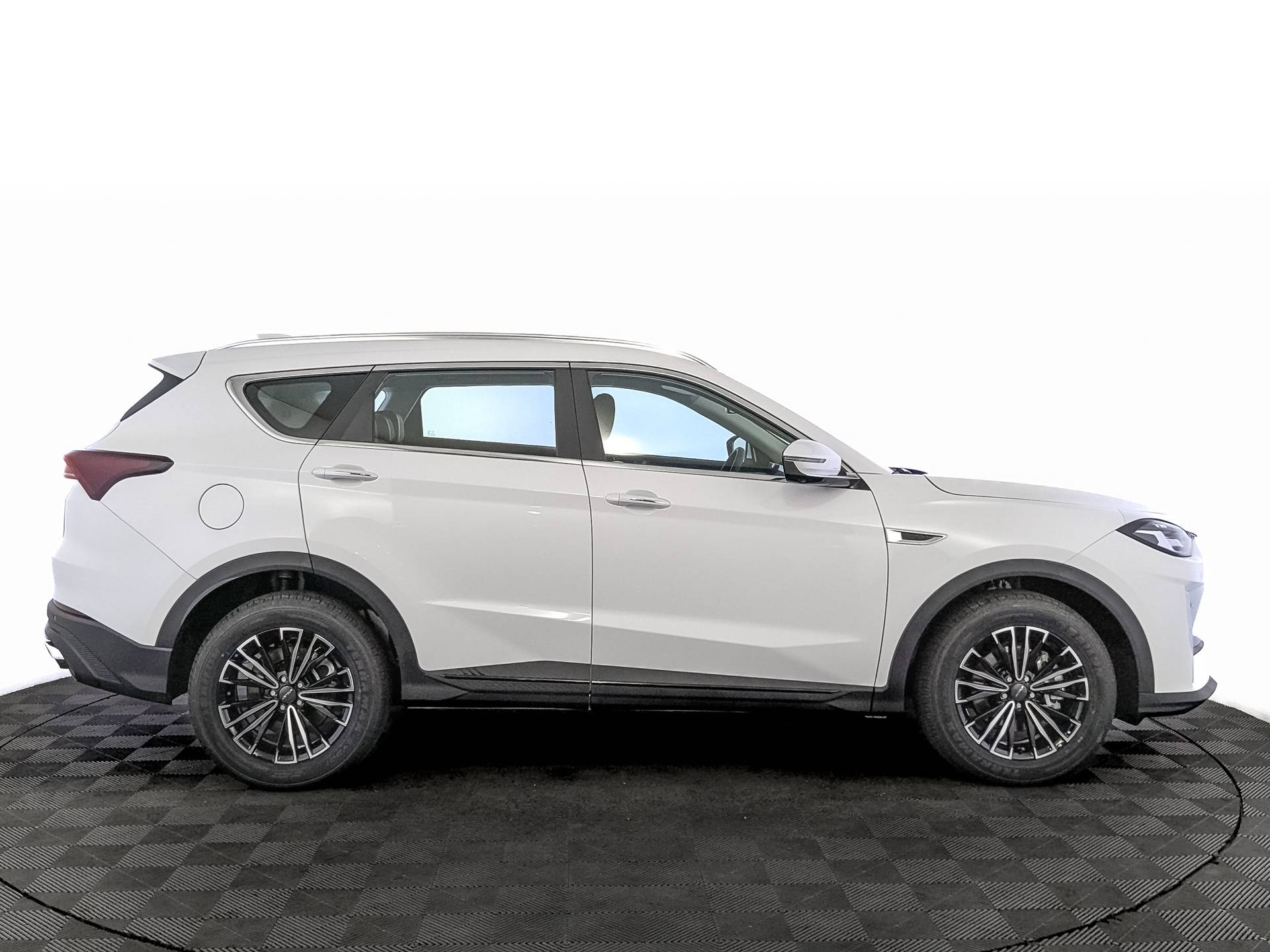 Jetour X70 Plus 1.6TGDI-7DCT Comfort