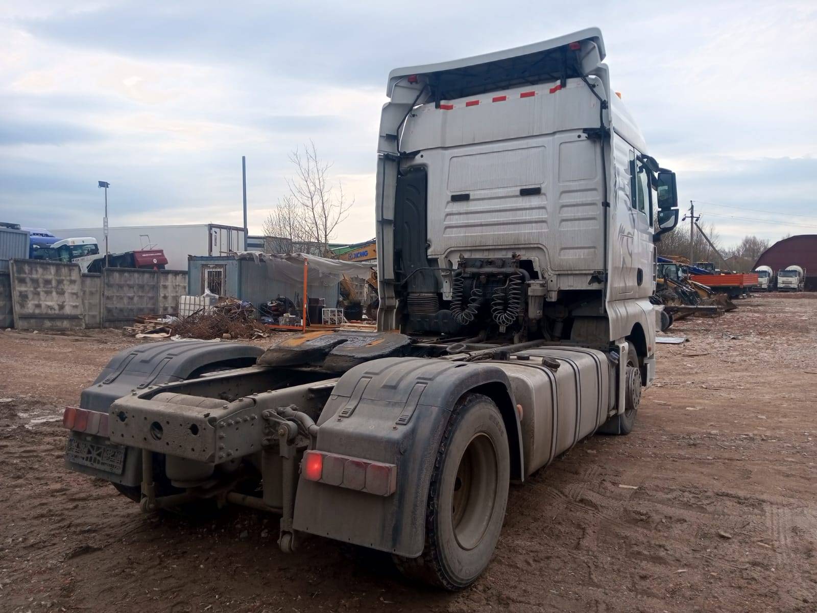 Sitrak C7H MAX ZZ4186V391HE Лот 000007810