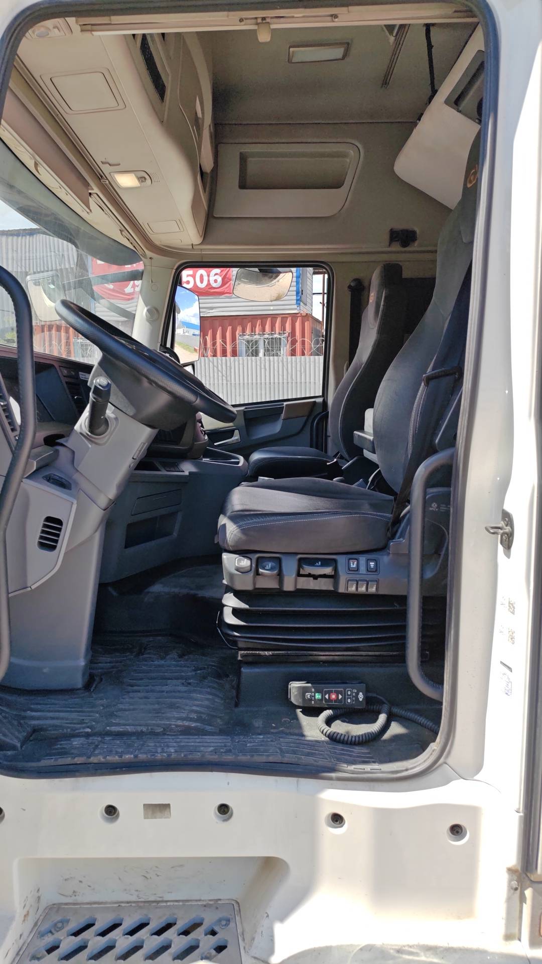 DongFeng GX D111A 4x2,  284 774 км, 2023 года в лизинг