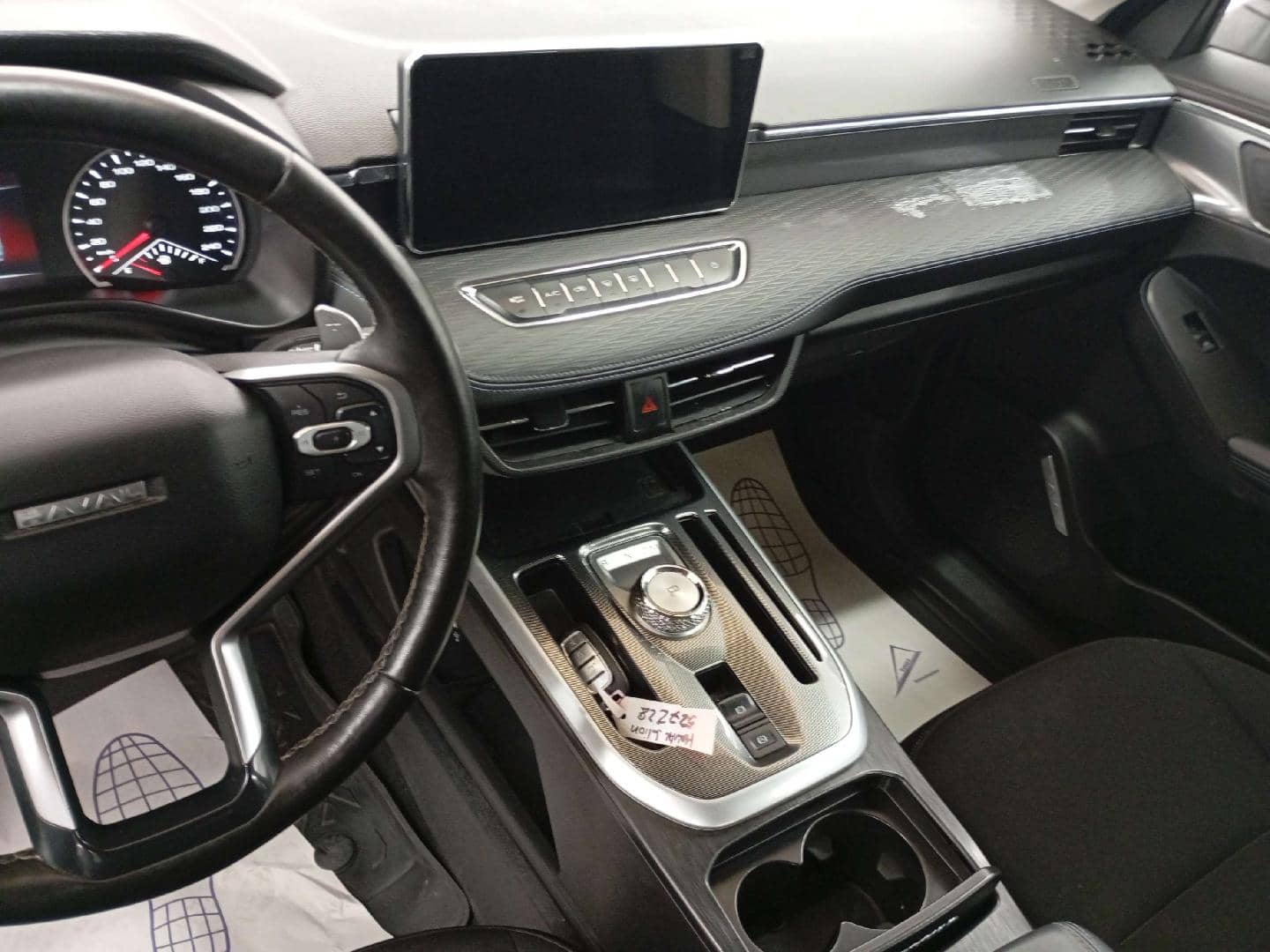 Haval Jolion,  203 670 км, 2024 года в лизинг