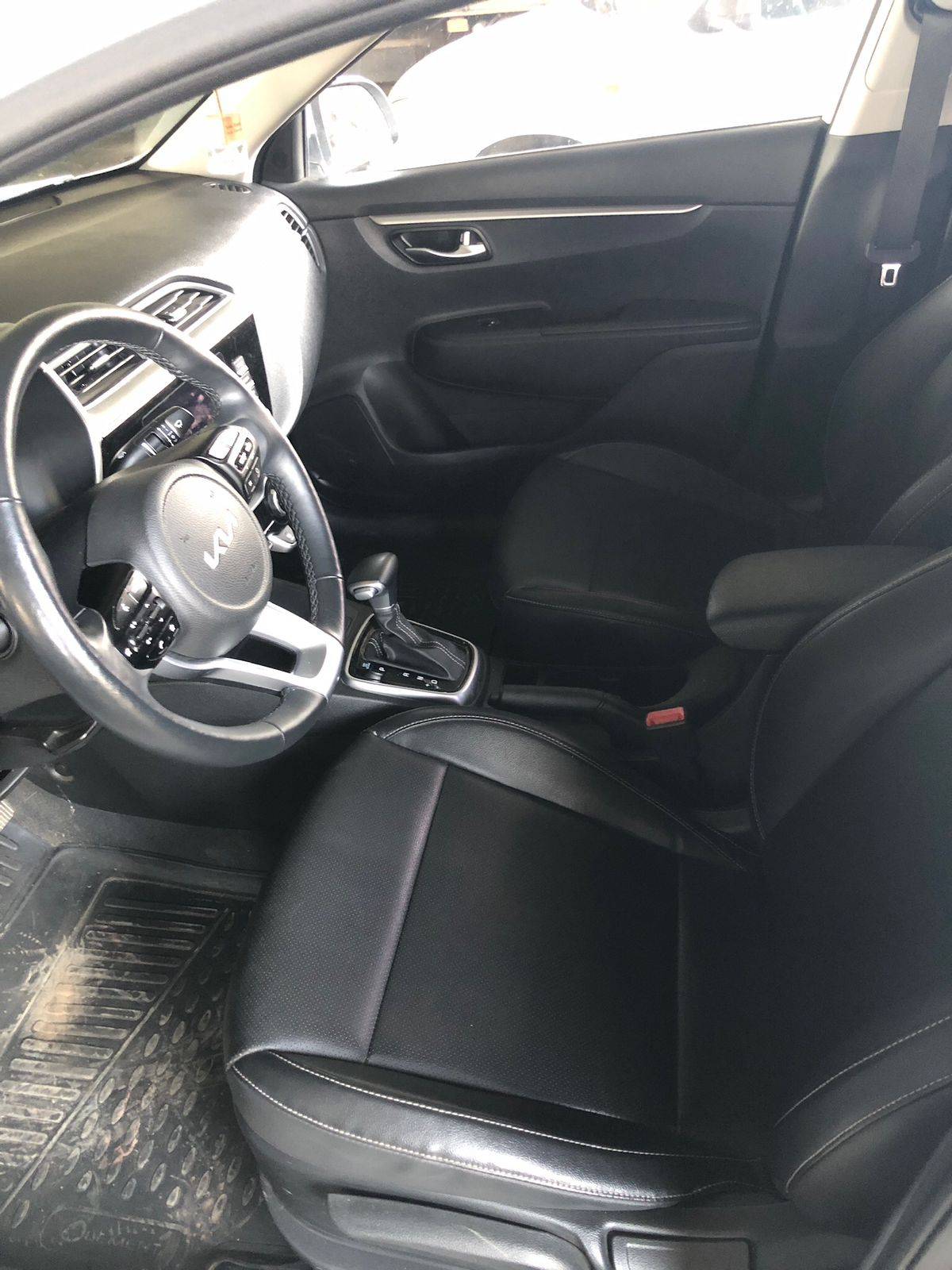 KIA Rio,  48 318 км, 2022 года