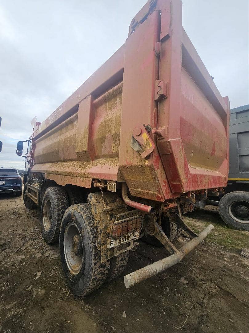 Sitrak ZZ3406V455ME,  72 420 км, 2024 года в лизинг
