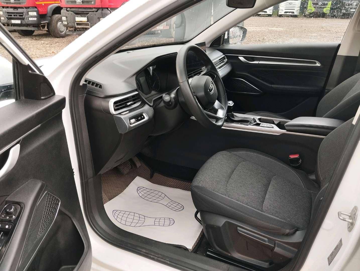 Geely Emgrand,  126 713 км, 2023 года в лизинг