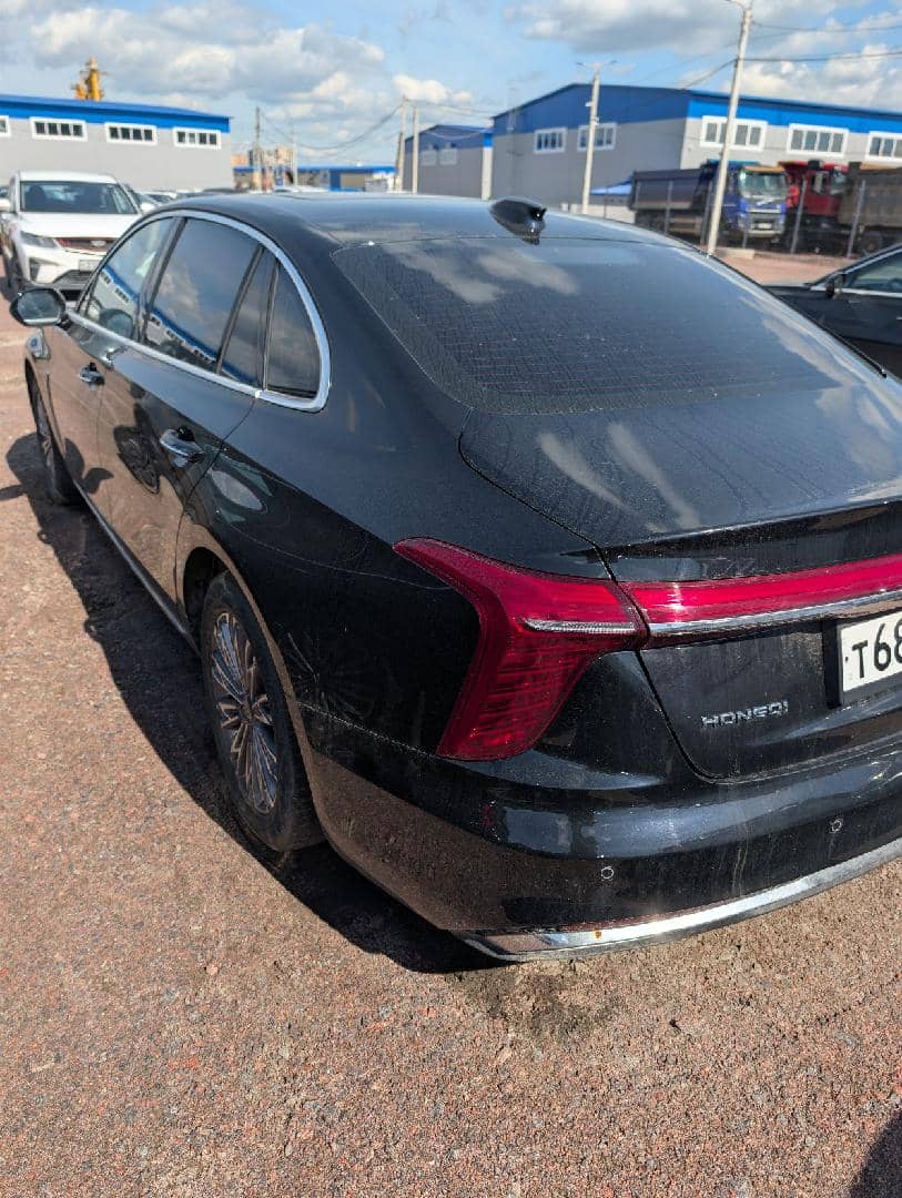Hongqi H5