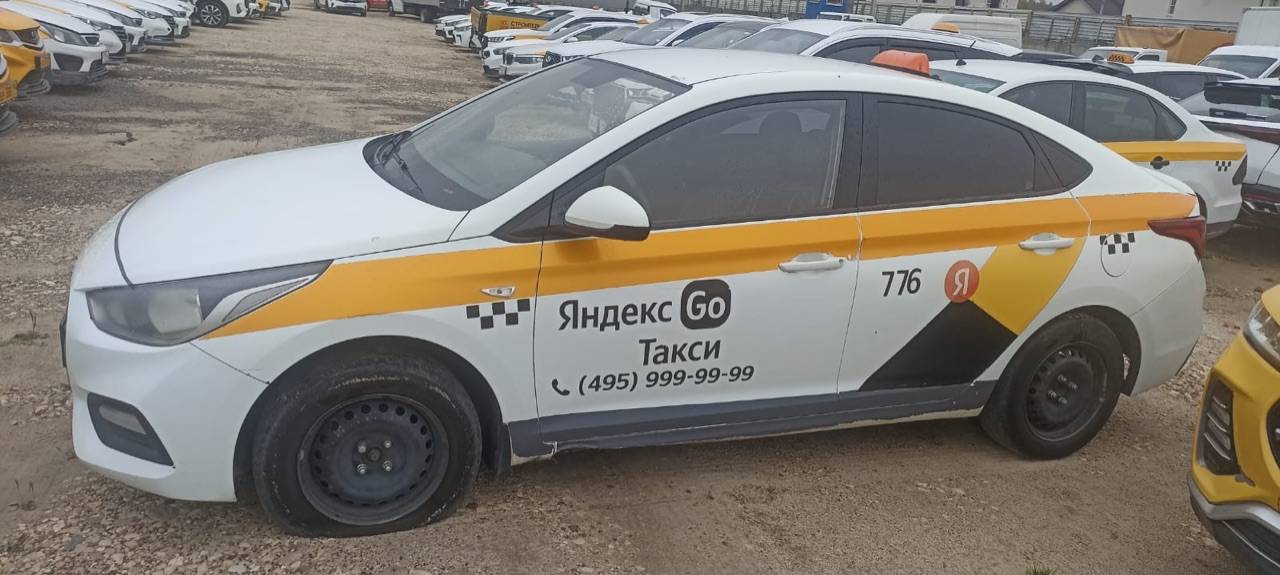 Hyundai Solaris,  378 440 км, 2019 года в лизинг