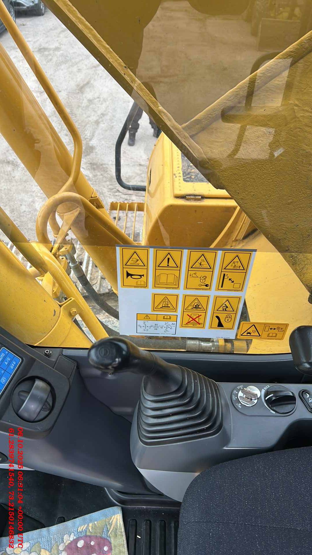 KOMATSU PC220-8MO, 2022 года в лизинг