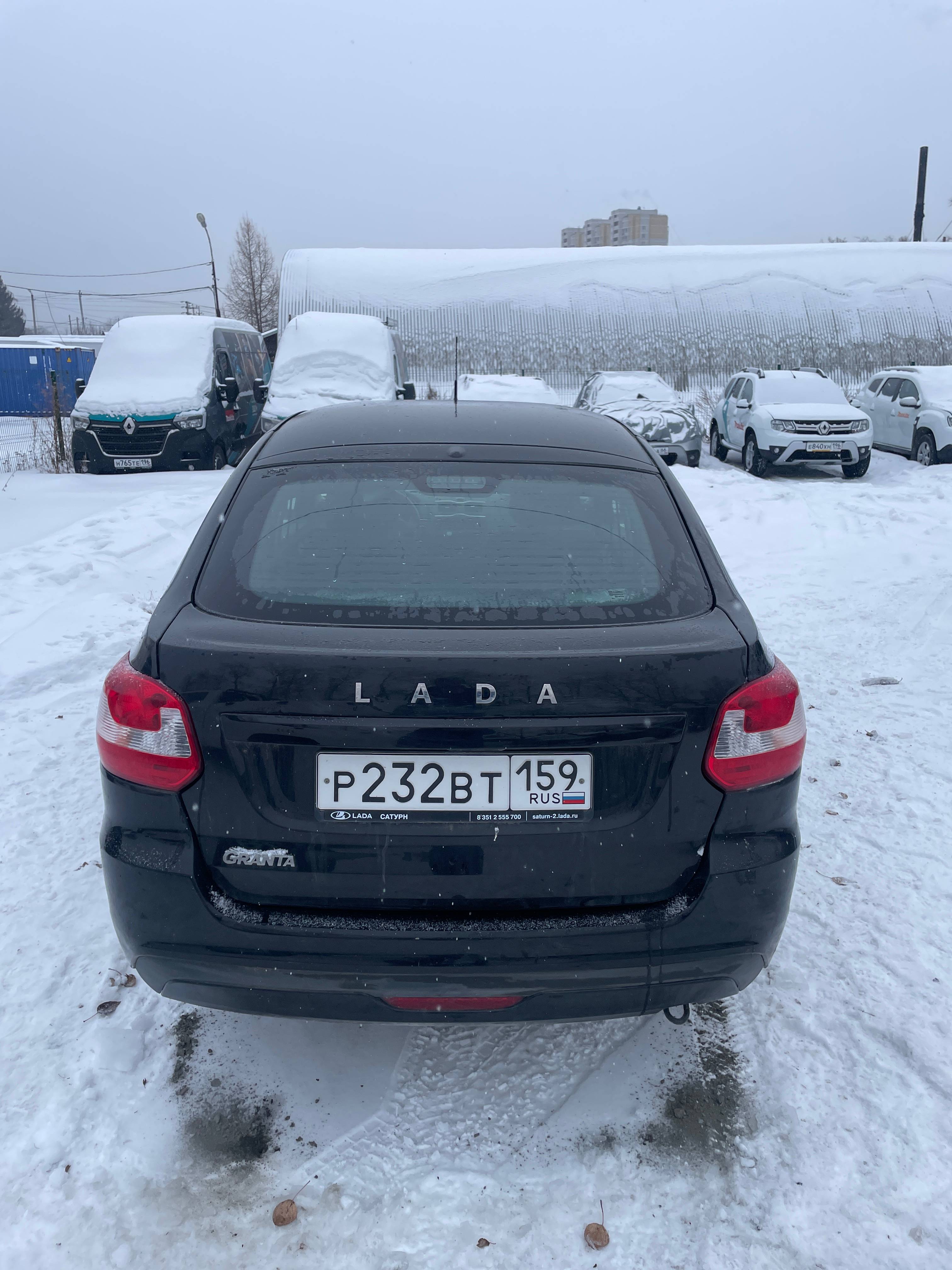 Lada Granta лифтбек,  64 037 км, 2023 года в лизинг