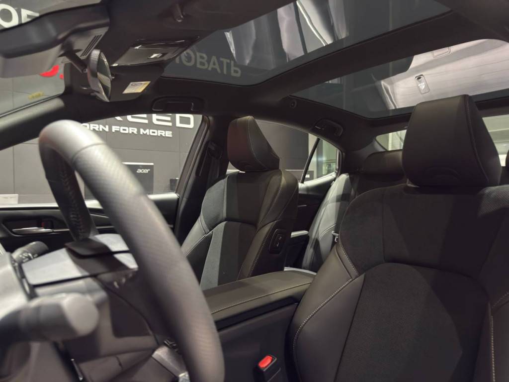 Toyota Camry 2.0S Sports Edition