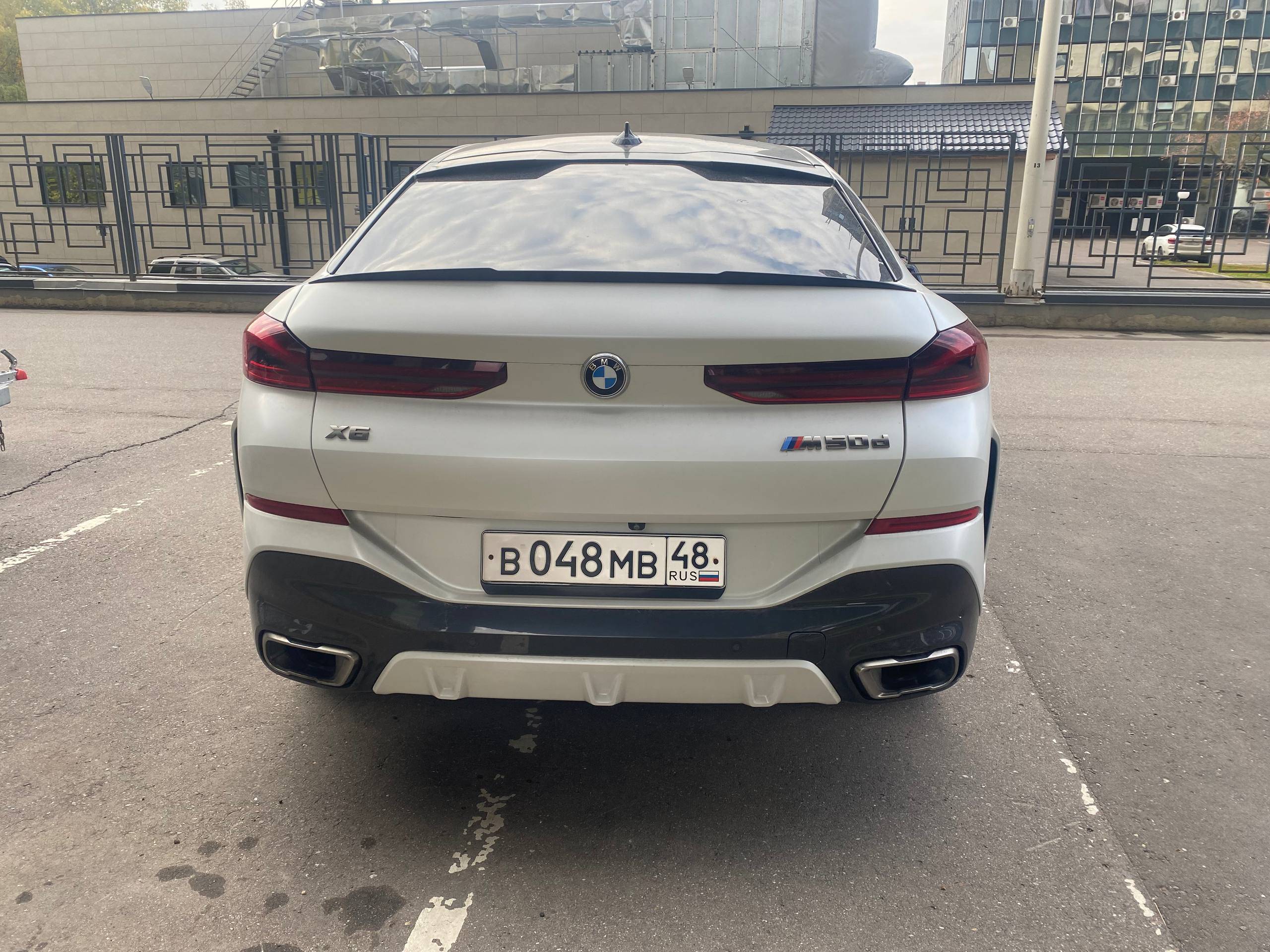 BMW X6,  151 879 км, 2019 года в лизинг