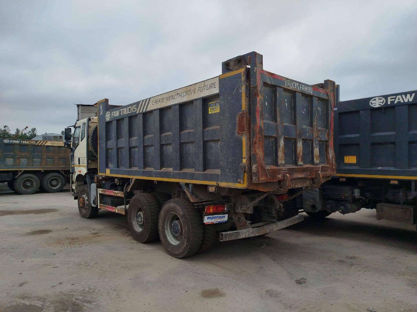 FAW CA3250P66K24L1TE5 6x6,  127 150 км, 2023 года в лизинг