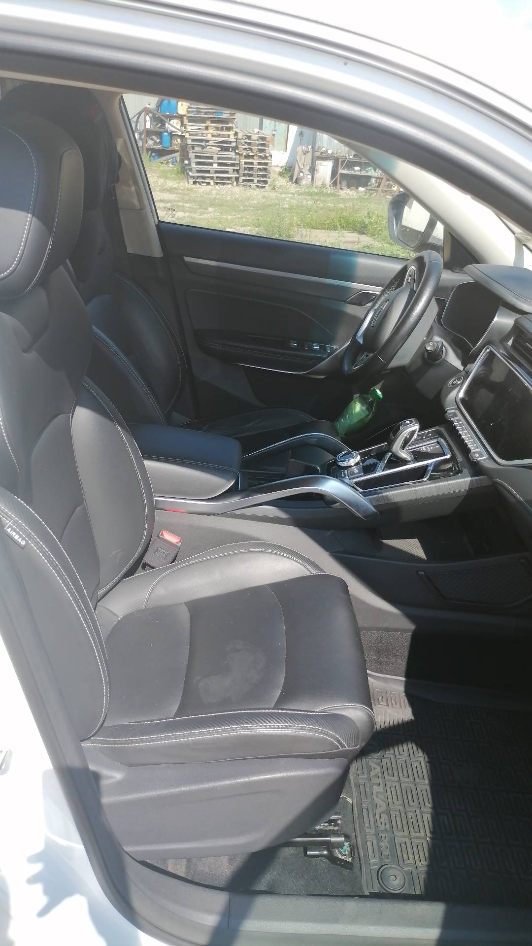 Geely Atlas Pro,  252 255 км, 2022 года в лизинг