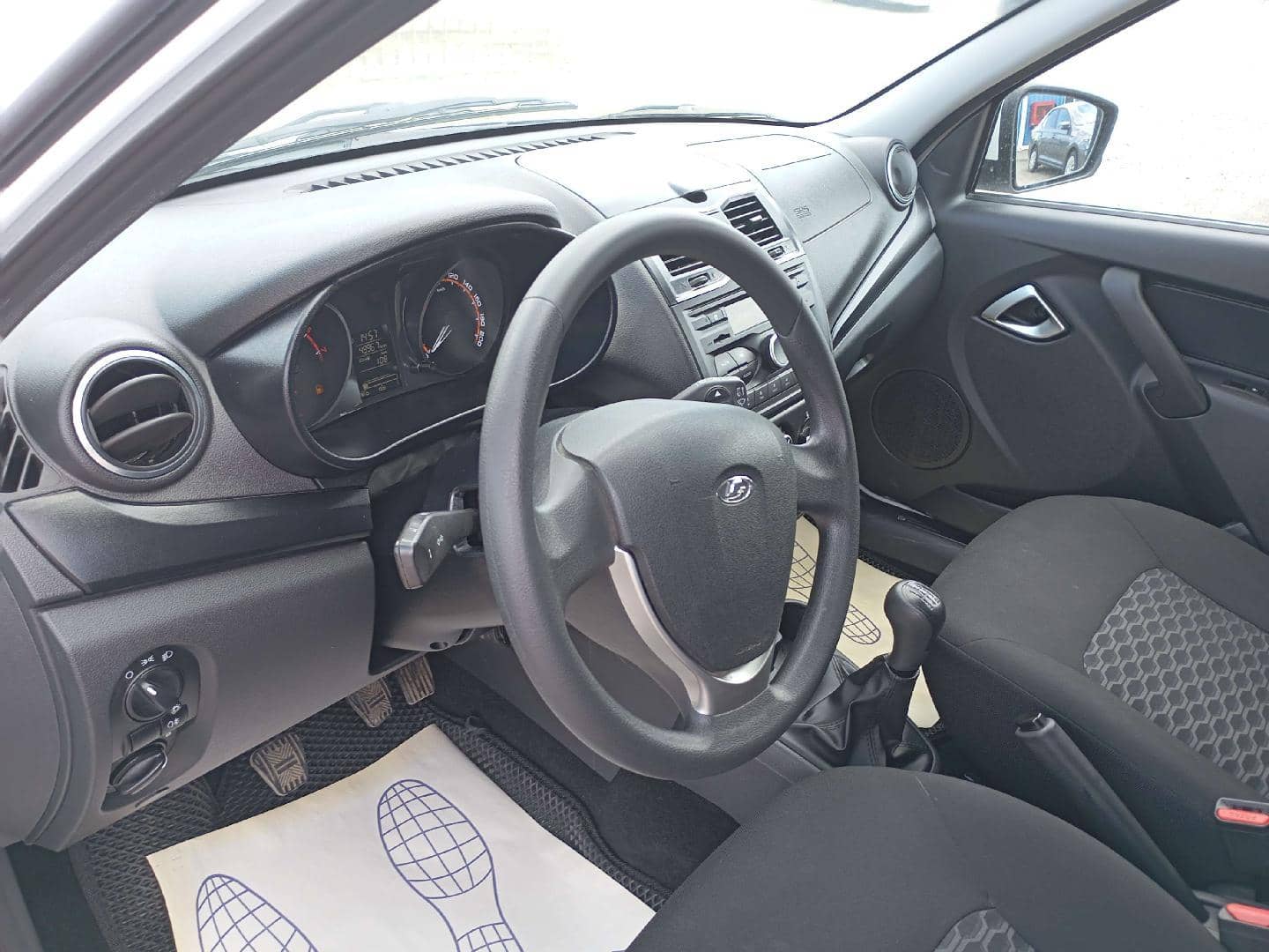 Lada Granta седан,  49 967 км, 2024 года в лизинг