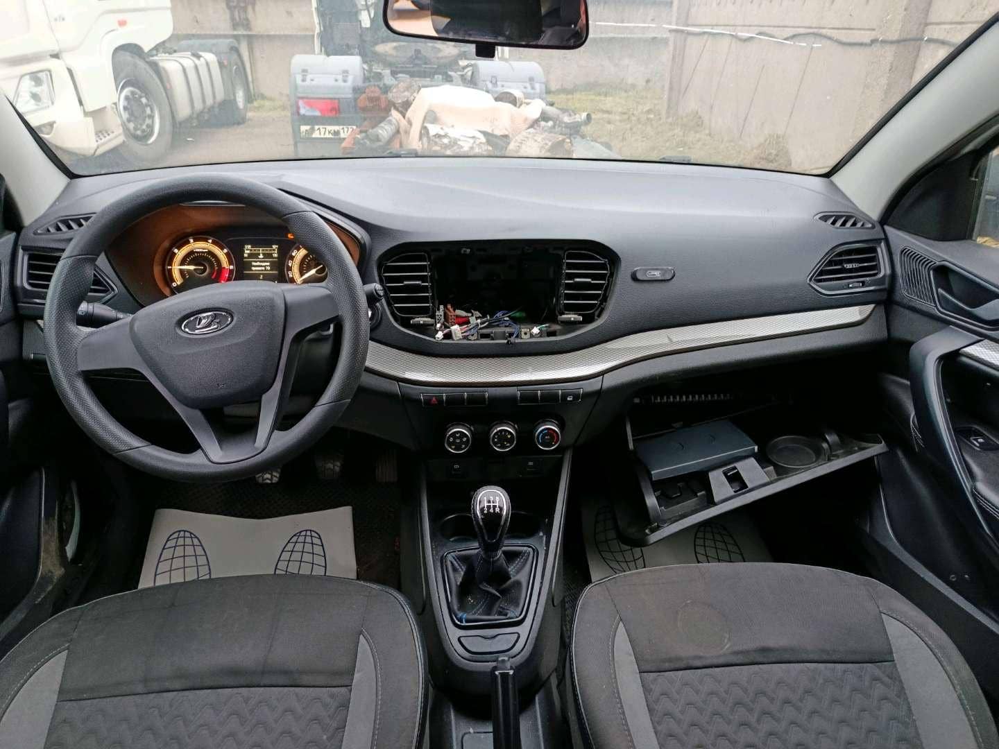 Lada Vesta седан,  115 808 км, 2023 года в лизинг