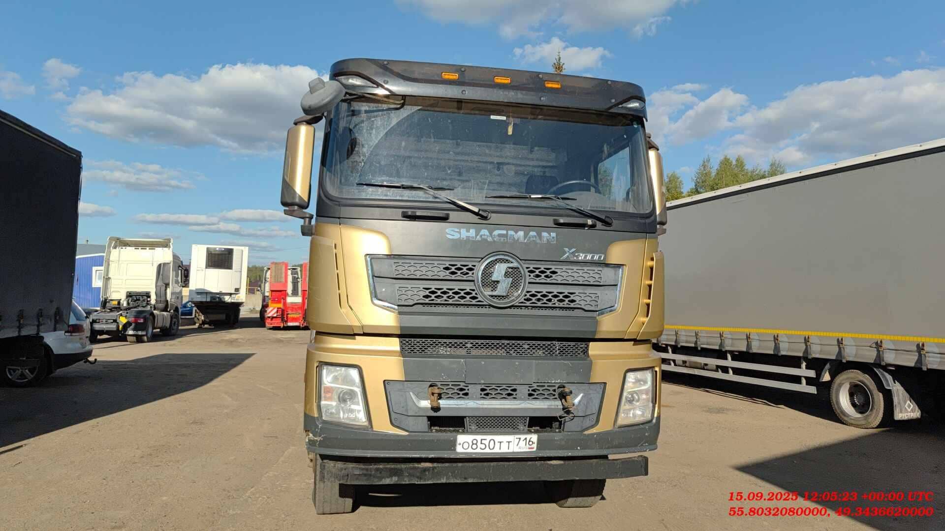 Shacman SX42586V385,  217 045 км, 2022 года в лизинг