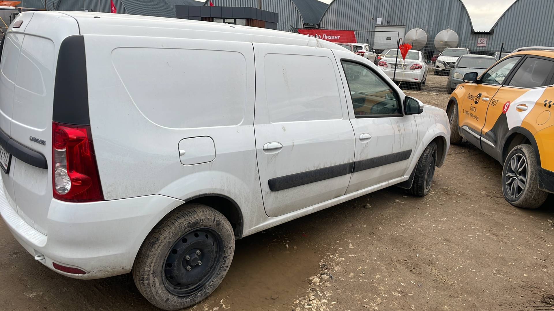 Lada Largus фургон,  12 205 км, 2024 года в лизинг