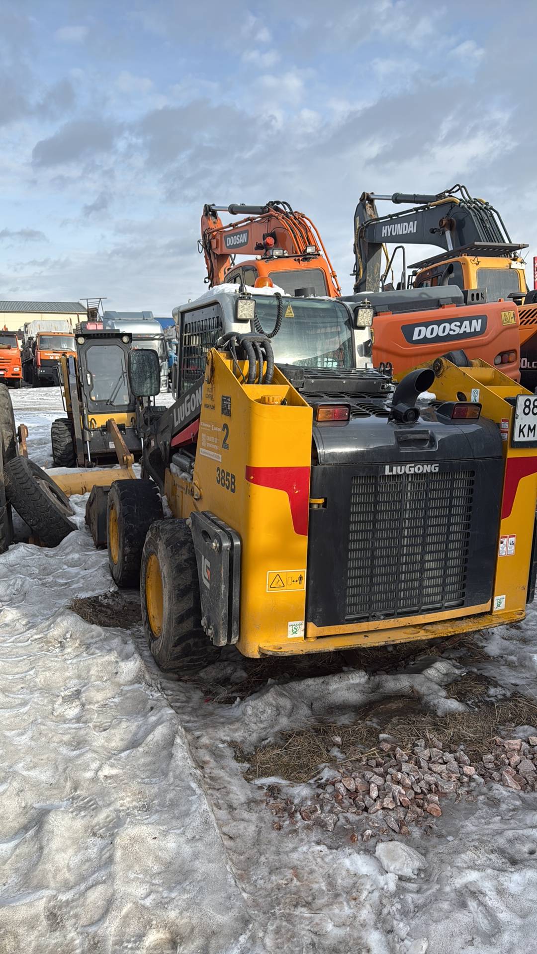 LiuGong CLG385В,  3 792 км, 2023 года в лизинг