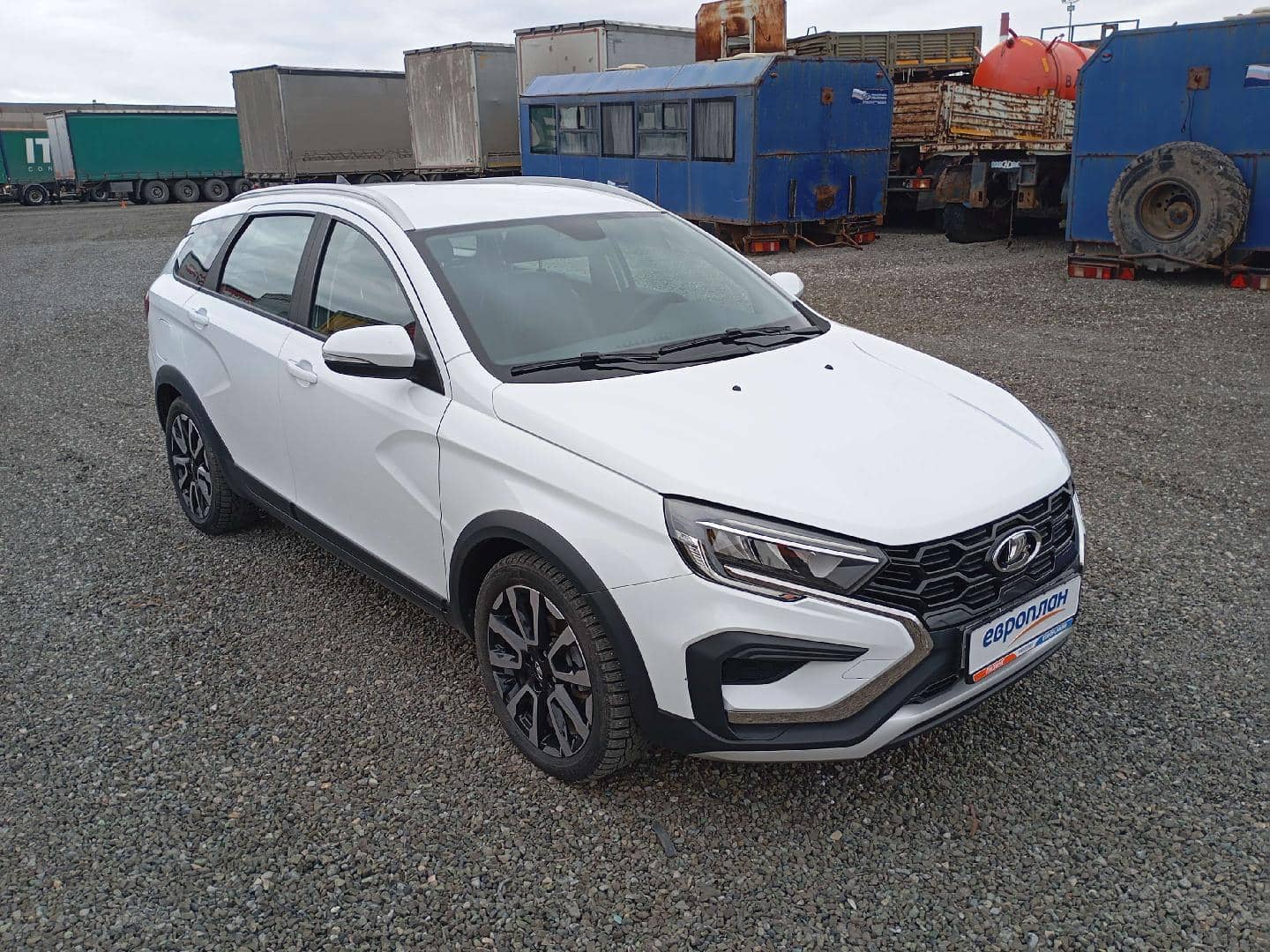Lada Vesta универсал Кросс,  40 476 км, 2024 года в лизинг