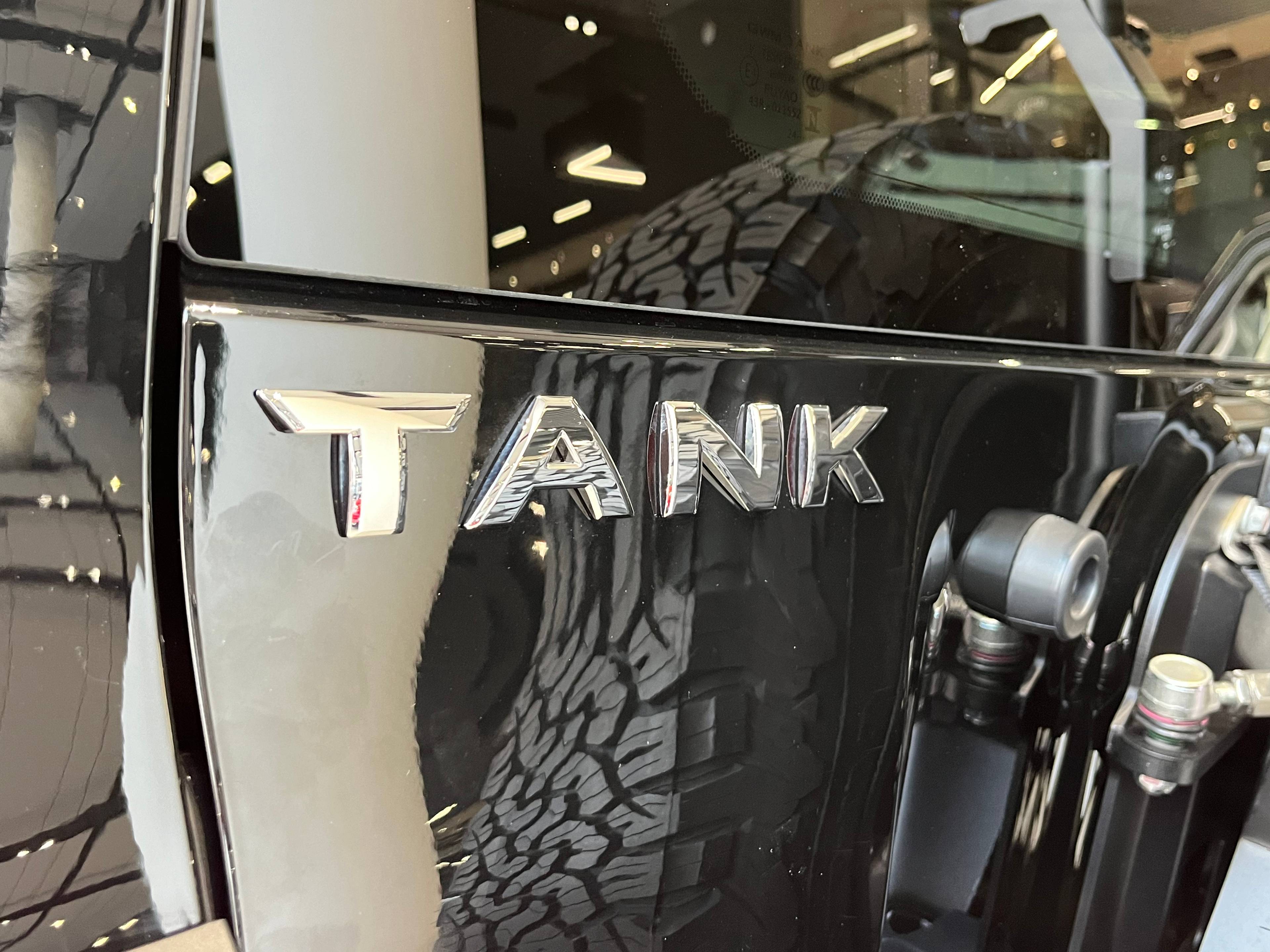 Tank 300 Premium 2.0 8AT 4WD