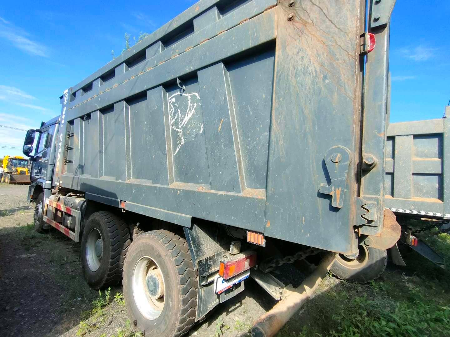 Shacman SX32586V384,  92 076 км, 2024 года в лизинг