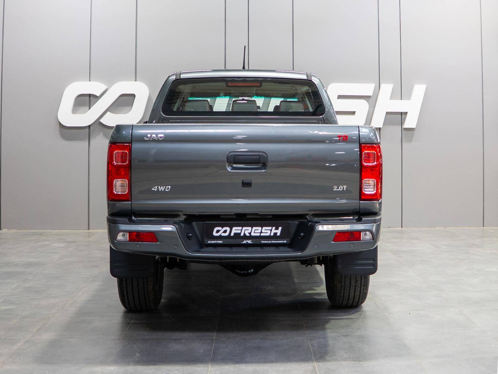 JAC T8 Full Extra 2.0T 6MT 4WD