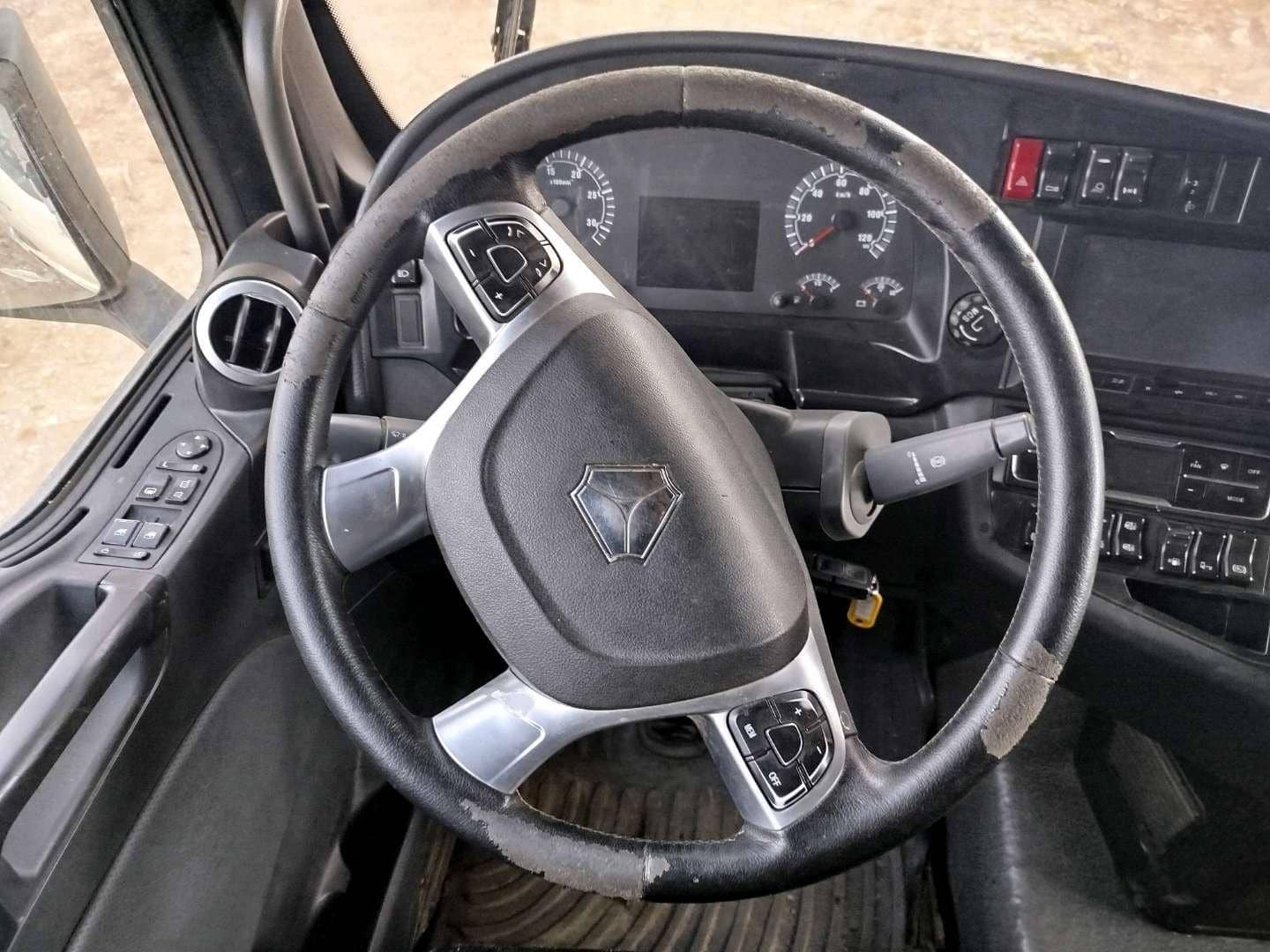 Sitrak C7H 4x2 ZZ4186V361HE,  870 570 км, 2022 года в лизинг