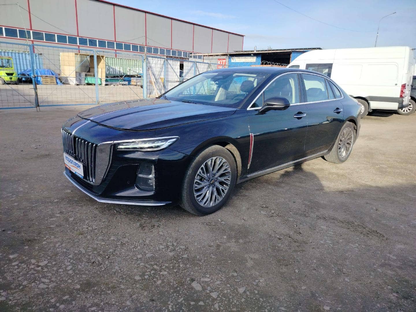 Hongqi H5,  139 970 км, 2024 года в лизинг