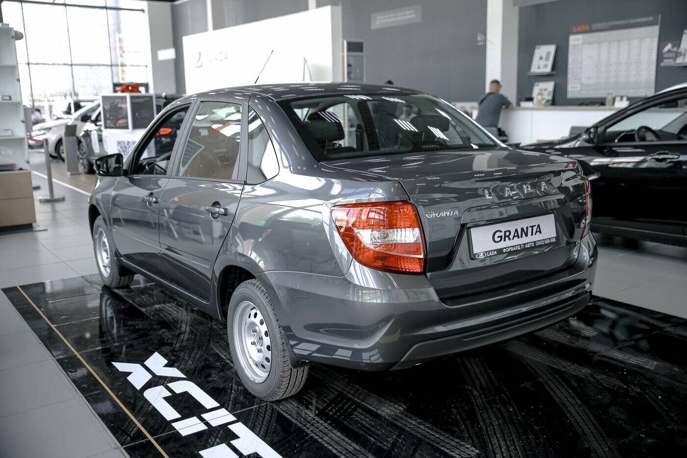 Lada Granta седан Comfort'24 1.6 90hp 5MT