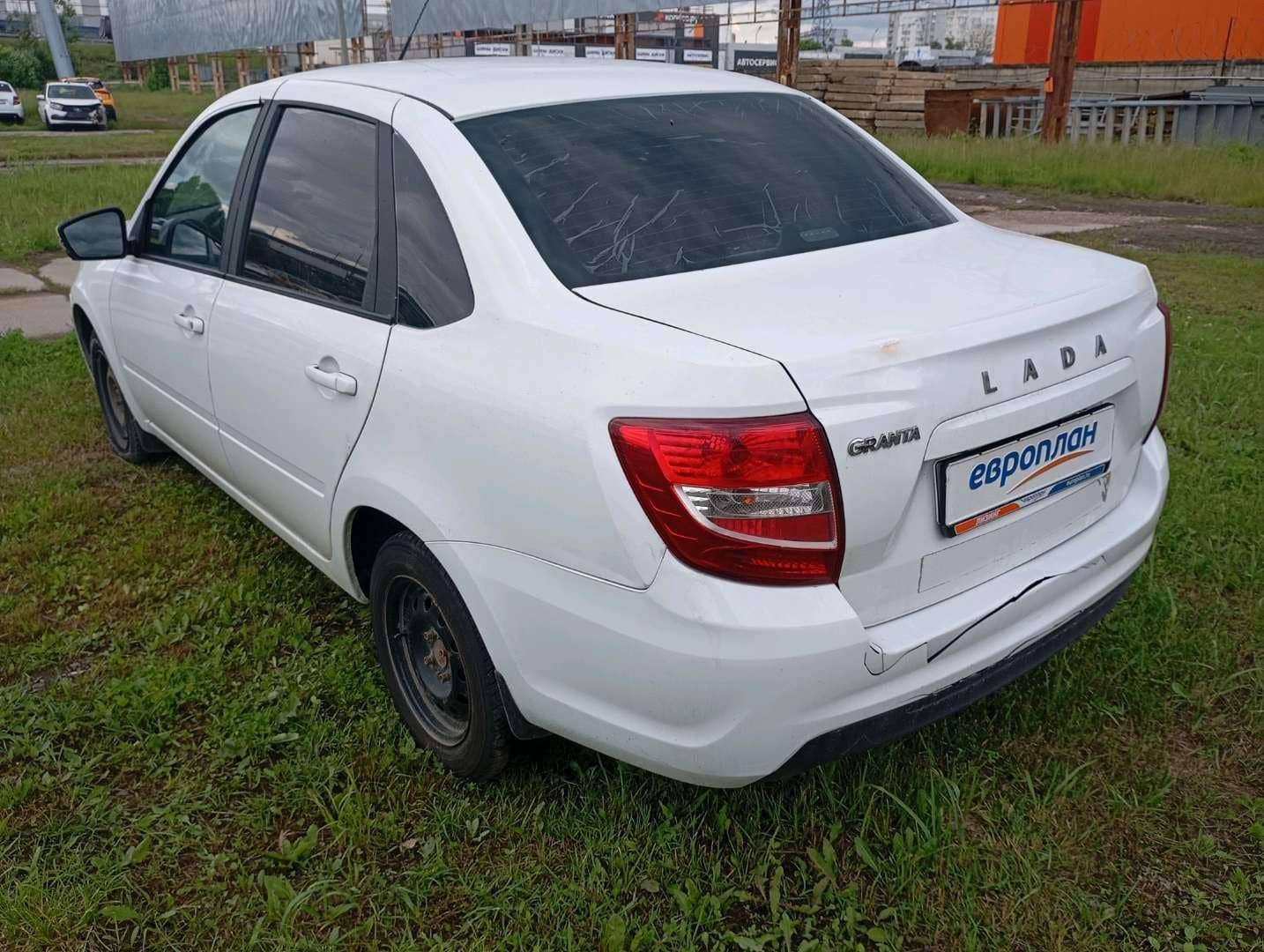 Lada Granta седан,  108 174 км, 2023 года в лизинг
