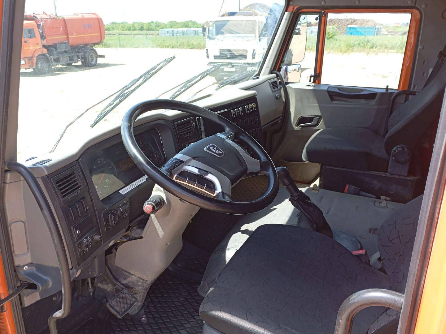 КАМАЗ 53605-48(A5),  135 639 км, 2024 года в лизинг
