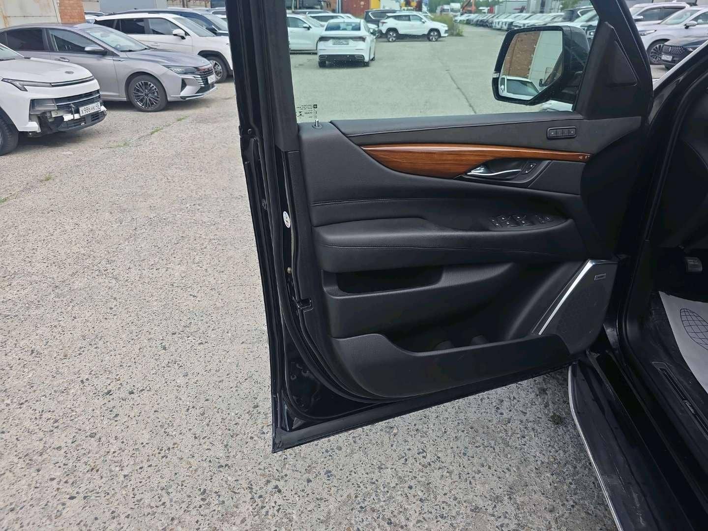 Cadillac Escalade,  85 993 км, 2019 года в лизинг